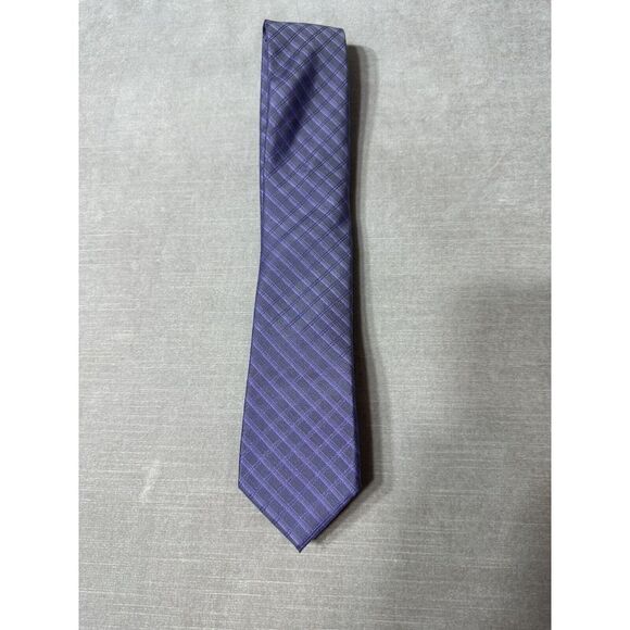 Calvin Klein Men's Purple Silver Necktie NEW NWTS‎ - Picture 1 of 2